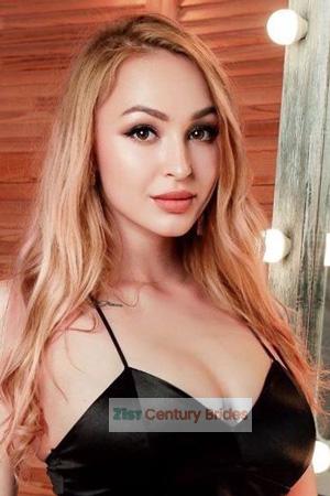 203465 - Veronica Age: 27 - Russia